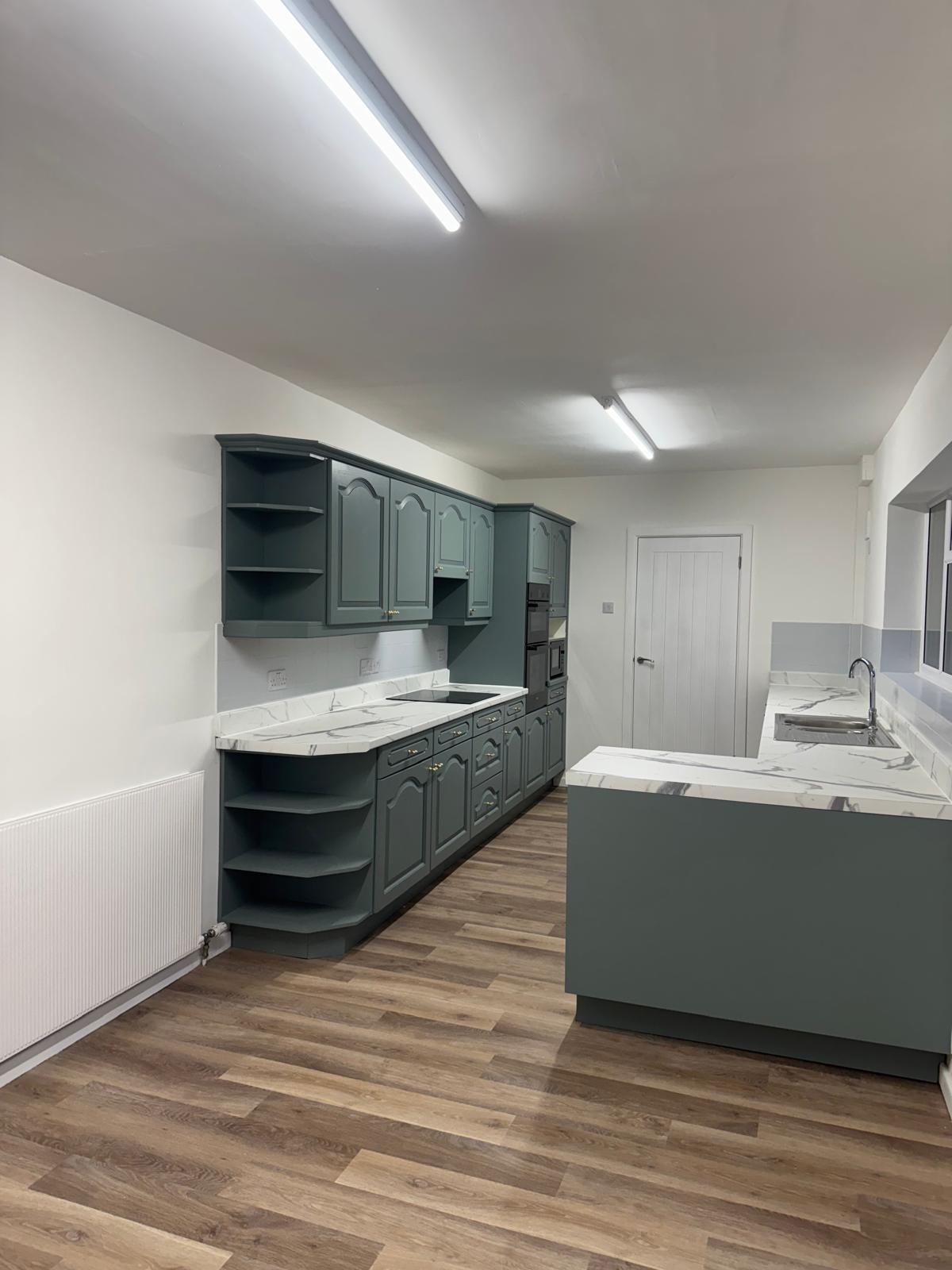 Evesham Full Refurbishment photo 19