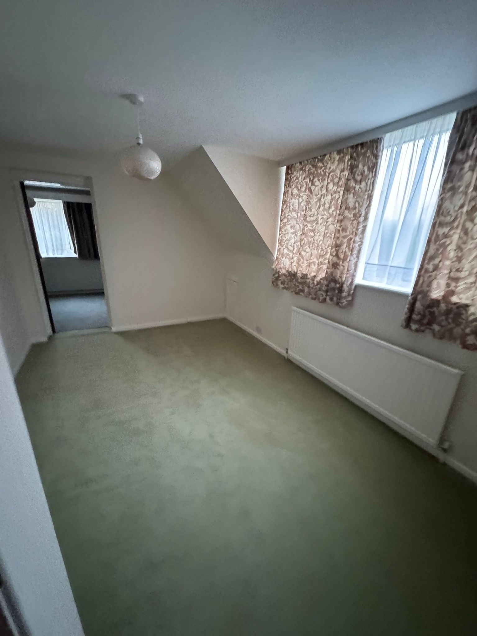 Evesham Full Refurbishment photo 6
